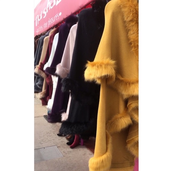 Luxurious Pink Faux Fur Double Layer Cape Coat - Picture 6 of 7